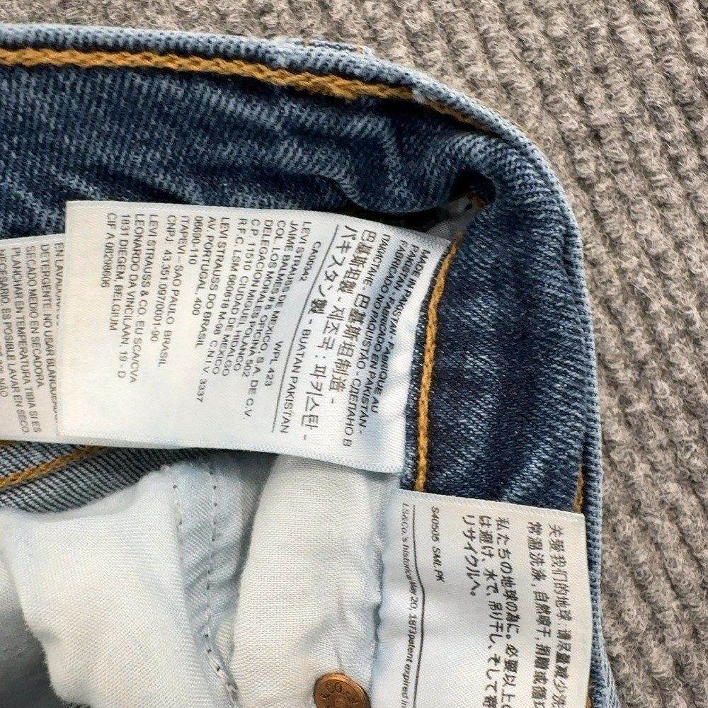Levis Jeans Womens 26 Blue Cotton Wedgie High Rise Straight Slim Casual Style - Picture 6 of 11